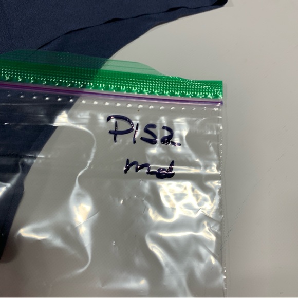 Victoria's Secret PINK Navy Thong Panties Underwear- P152 Med - Picture 8 of 8